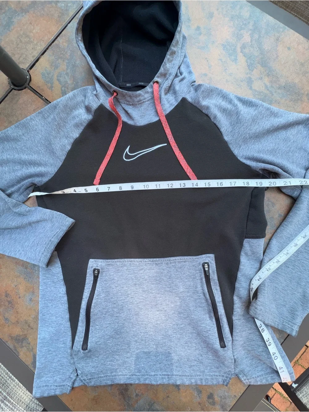 Nike Hoodie Mens Small Black Gray Pullover Zipper Pocket Swoosh Sweatshirt EUC